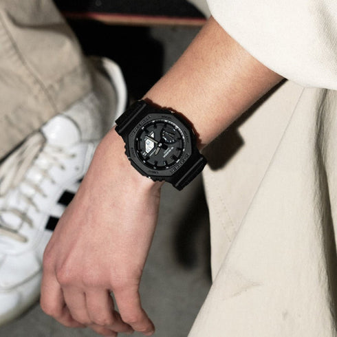 CASIO G - SHOCKCasio G - SHOCK GA - 2100BCE - 1AER Men's Analog - Digital Watch – Carbon Core Guard, Cordura Nylon Band, 200M Water ResistanceWATCHESEcecile