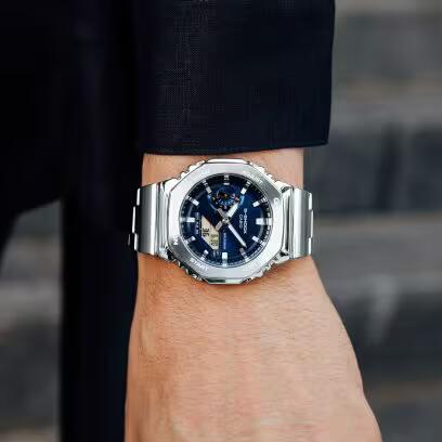 CASIO G - SHOCKCasio G - SHOCK GM - 2110D - 2BER Men's Analog - Digital Watch - Navy Blue Stainless SteelWATCHESEcecile