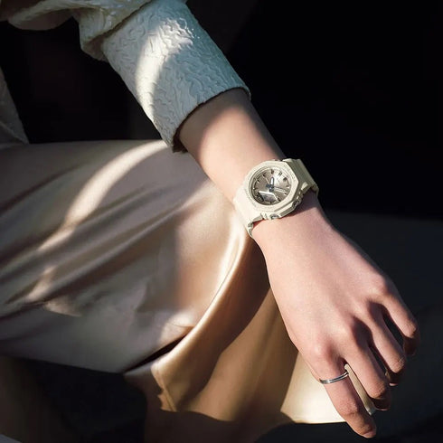 CASIO G - SHOCKCasio G - Shock GMA - P2100ST - 7AER Women's Analog - Digital Watch – White Resin Band, Pearlescent Finish, Bio - Based Materials, Water ResistantWATCHESEcecile