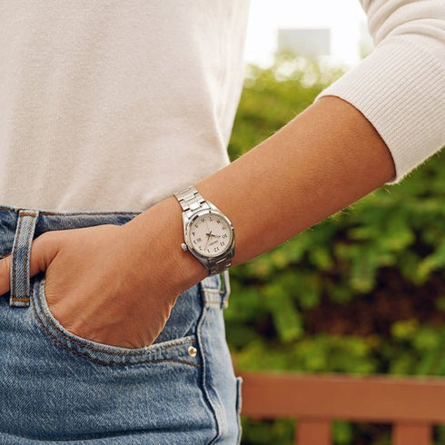 SEIKOSeiko SUR465P1 Women's Quartz Watch, White Dial, Stainless Steel BraceletWATCHESEcecile