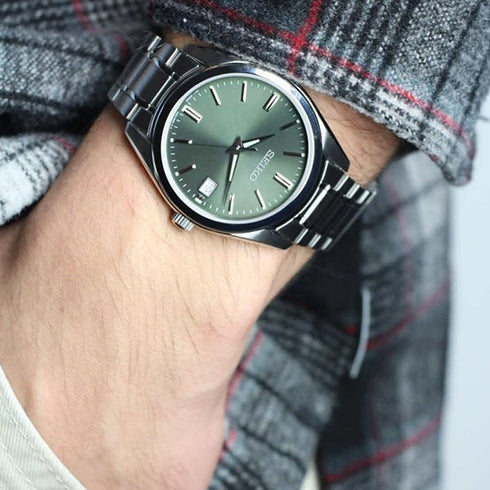 SEIKOSeiko SUR527P1 Men's Quartz Watch - Green Dial, Stainless Steel BraceletWATCHESEcecile