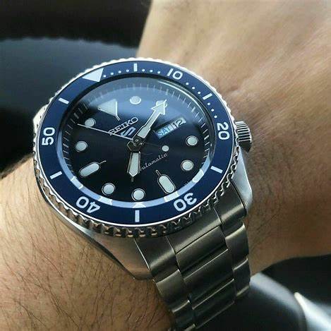 SEIKOSeiko 5 Sports SRPE53K1 Automatic Men's Watch - Blue Dial, Stainless Steel BraceletWATCHESEcecile