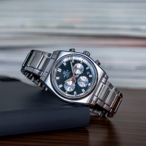 Montre chronographe Casio Edifice EFB-730D-7AVUEF pour hommes - cadran argenté, bracelet en acier inoxydable