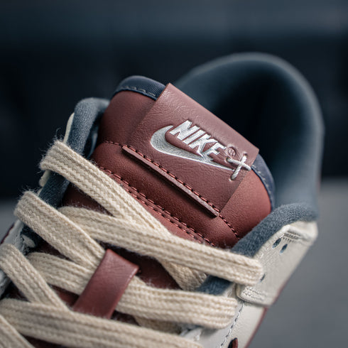 Nike Dunk Low Dark Pony Soft Pearl Homme