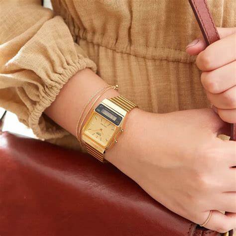 CASIO & VINTAGECasio AQ - 800EG - 9AEF Vintage Analog - Digital Watch - Gold Dial, Gold Stainless Steel BraceletWATCHESEcecile