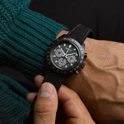 Seiko Prospex SSC923P1 Reloj Cronógrafo Solar Hombre - Esfera Negra, Correa Nylon Negra