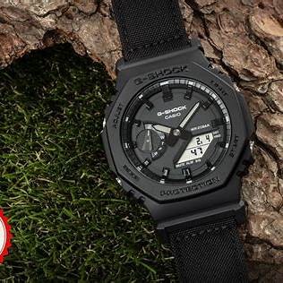 CASIO G - SHOCKCasio G - SHOCK GA - 2100BCE - 1AER Men's Analog - Digital Watch – Carbon Core Guard, Cordura Nylon Band, 200M Water ResistanceWATCHESEcecile