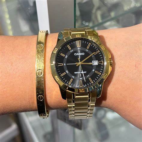 CASIO & VINTAGECasio MTP - VD01G - 1CVUDF Men's Watch - Black Dial, Gold - Plated Stainless Steel BraceletWATCHESEcecile