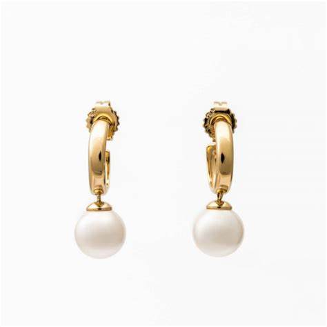 Majorica “Chara” 16301.01.1.000.010.1 Women’s Gold-Plated Hoop Earrings – 10 mm Pearls