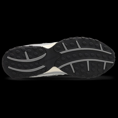 New Balance 204 L Gris Argenté Femme