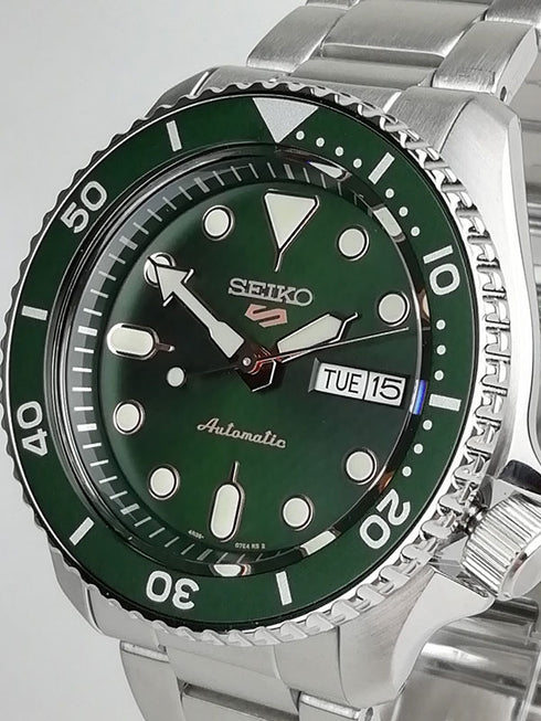 Seiko 5 Sports SRPD63K1 Montre automatique pour hommes - acier inoxydable 42,5 mm, cadran vert
