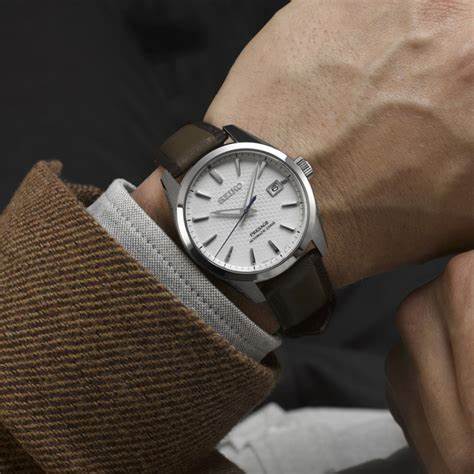 Seiko Presage SPB413J1 Reloj Automático de Edición Limitada para Hombre - 40.2mm Caja de Acero Inoxidable, Esfera Blanca Asanoha, Correa de Piel Marrón