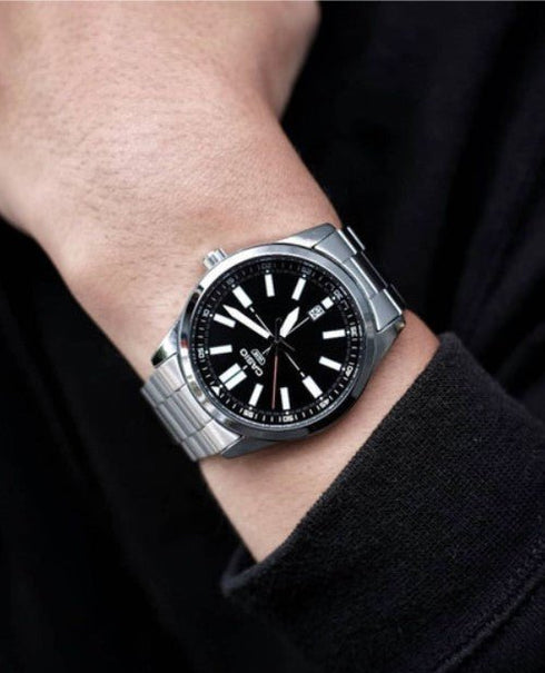 CASIO & VINTAGECasio MTP - VD02D - 1EUDF Men's Analog Watch - Stainless Steel, Black Dial, Date DisplayWATCHESEcecile