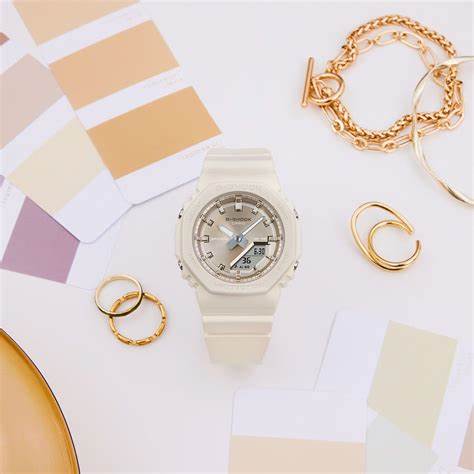 CASIO G - SHOCKCasio G - Shock GMA - P2100ST - 7AER Women's Analog - Digital Watch – White Resin Band, Pearlescent Finish, Bio - Based Materials, Water ResistantWATCHESEcecile