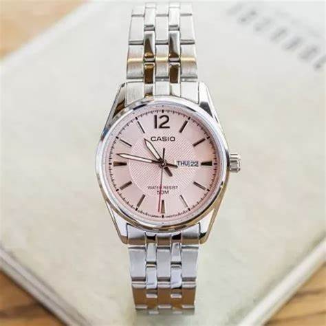 CASIO & VINTAGECasio LTP - 1335D - 5AVDF Women's Watch - Pink Dial, Stainless Steel BraceletWATCHESEcecile