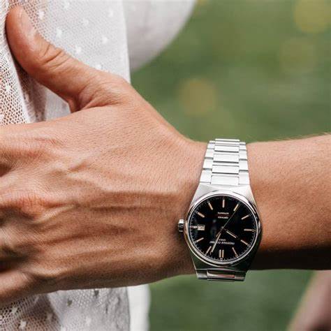 Frederique Constant Highlife Automatic COSC FC-303BBG3NH6B - Quadrante nero, bracciale in acciaio inossidabile