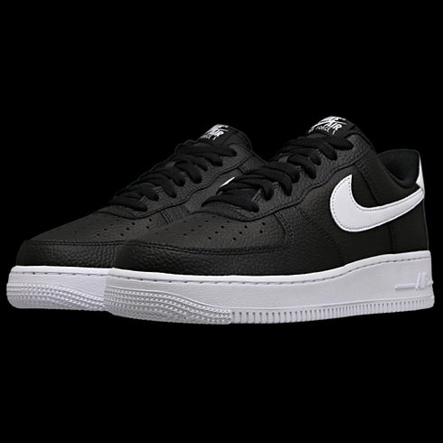 Nike Air Force 1 07 Noir Blanc Hommes