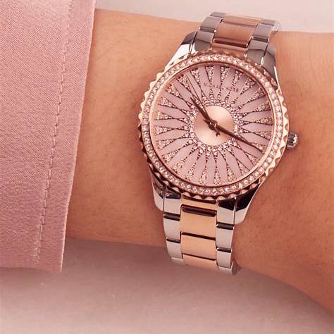 Orologio Michael Kors Layton MK6894 Donna - Bicolore, impreziosito da cristalli