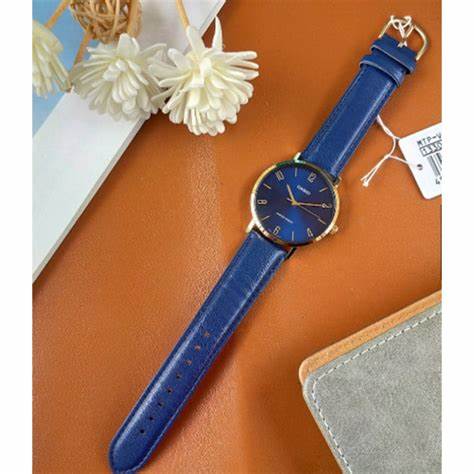 CASIO & VINTAGECasio MTP - VT01GL - 2B2UDF Men's Gold - Tone Watch – Blue Dial, Leather StrapWATCHESEcecile