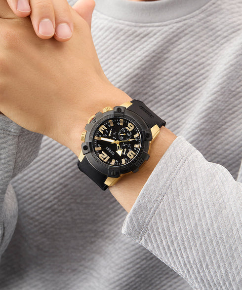 Guess Linebacker GW0911G3 Men’s 52 mm Quartz Chronograph – Black Dial, Gold-Tone Case, Silicone Strap, 5 ATM