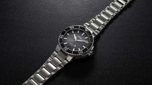 Oris Aquis Date Calibro 400 41,5 mm - Acciaio, quadrante antracite, riserva di carica di 5 giorni