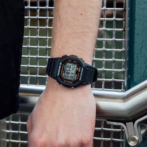 CASIO G - SHOCKCasio G - SHOCK DW - 5600RL - 1ER Men's Watch - 53mm, Black Resin Case and Strap, Digital DisplayWATCHESEcecile