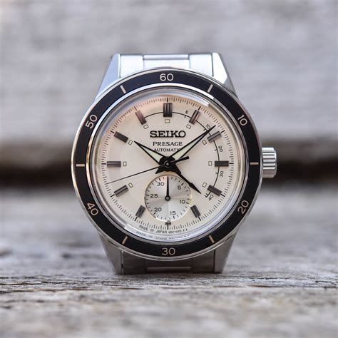 Reloj automático Seiko Presage SSA447J1 para hombre - Serie Style 60's, esfera marfil, brazalete acero