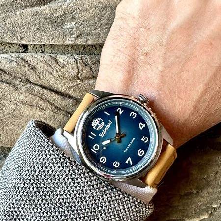 Reloj Timberland Northbridge Hombre TDWGA2152102 - Caja plateada, esfera azul, correa de piel beige
