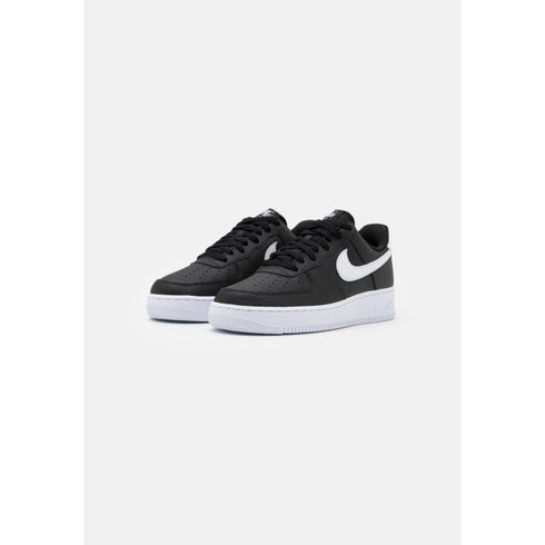 Nike Air Force 1 07 Noir Blanc Femmes
