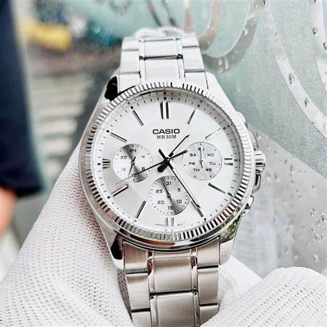 CASIO & VINTAGECasio MTP - 1375D - 7AVDF Men's Analog Watch – White Dial, Stainless Steel Bracelet, Day - Date DisplayWATCHESEcecile