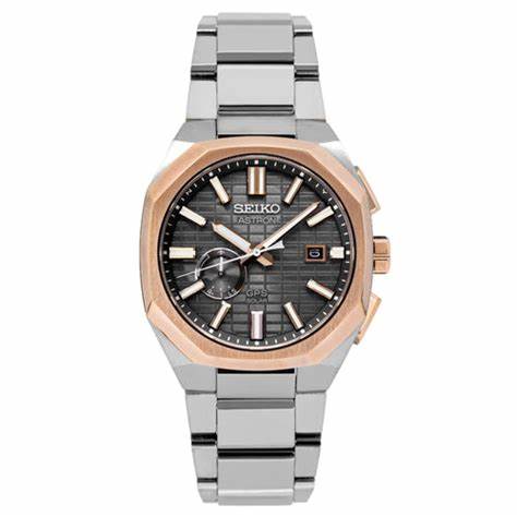 Seiko Astron SSJ014J1 Orologio solare GPS da uomo - Quadrante nero, lunetta in oro rosa, bracciale in titanio