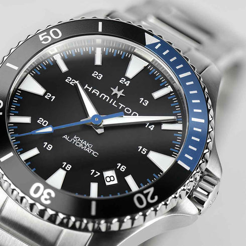 Hamilton Khaki Navy Scuba Auto H82315131 - 40mm Edelstahl, schwarzes Zifferblatt, automatisches Uhrwerk