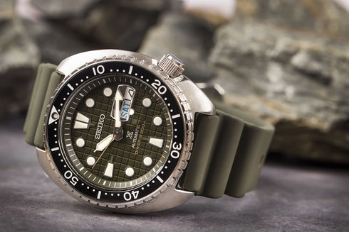 Reloj de buceo automático Seiko Prospex SRPE05K1 King Turtle esfera verde