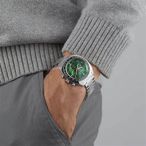 Gucci Interlocking YA142318 Men's Watch – Green Dial, Stainless Steel Bracelet