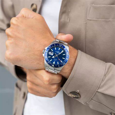 JAGUARJaguar Men's Swiss Quartz Professional Diver Watch - Model J860/5, Stainless Steel Case, Blue Dial, Sapphire CrystalWATCHESEcecile