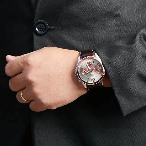 Casio MTP-1374L-7A1 Reloj cuarzo hombre - Esfera plateada, pulseras cuero marrón