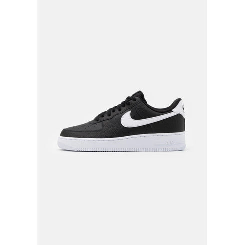 Nike Air Force 1 07 Noir Blanc Femmes