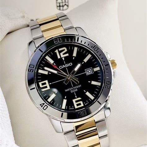 Casio MTP-VD01SG-1BVUDF Herren-Analoguhr - zweifarbiges Edelstahlband, schwarzes Zifferblatt, Datumsanzeige, 50M Wasserdichtigkeit