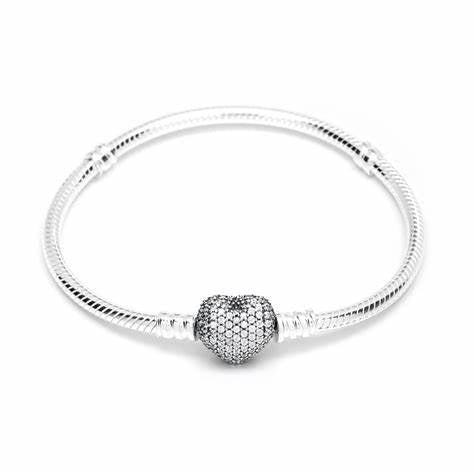 PANDORAPandora 590727CZ - 18 Moments Sparkling Heart Clasp Snake Chain Bracelet - Sterling Silver, 18cmBIJOUXEcecile