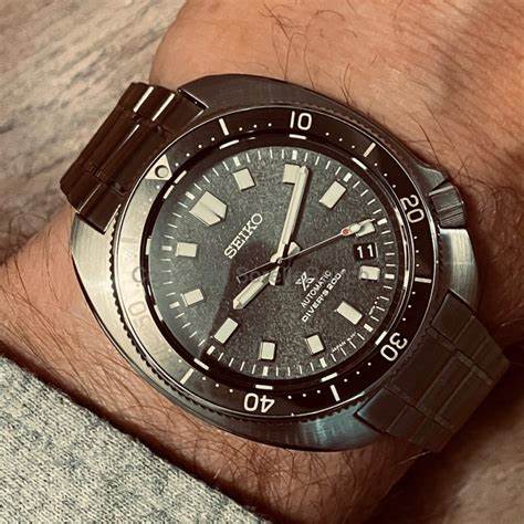 Reloj automático para hombre Seiko Prospex SLA051J1 '1970 Diver's Modern Re-Interpretation' - Acero inoxidable, gris carbón Dia