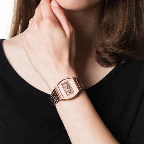 CASIO & VINTAGECasio B640WC - 5AEF Unisex Digital Watch - Rose Gold Stainless Steel BandWATCHESEcecile