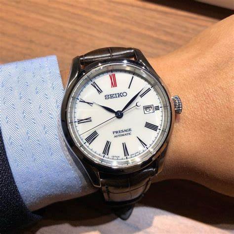 Seiko Presage SPB095J1 Reloj Automático Hombre - Esfera Porcelana Arita, Caja Acero Inoxidable, Correa Piel Cocodrilo
