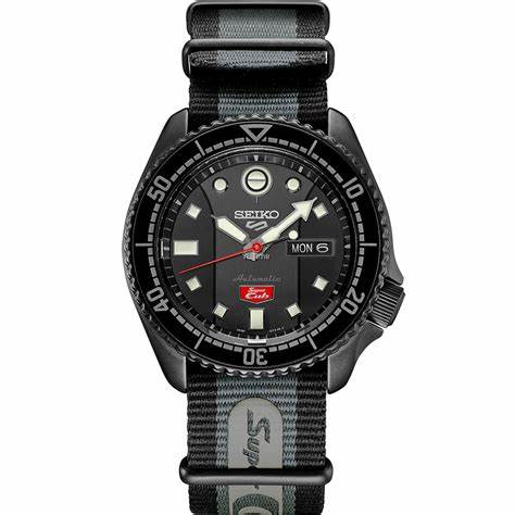 Seiko 5 Sports Honda Super Cub Limited Edition SRPJ75K1 Orologio automatico da uomo - Acciaio inossidabile 42,5 mm, quadrante nero