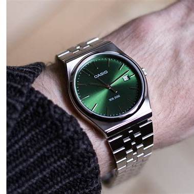 CASIO & VINTAGECasio MTP - B145D - 3AVEF Men's Analog Watch – Green Dial with Stainless Steel BraceletWATCHESEcecile