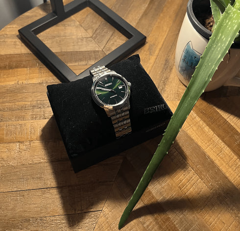 SEIKOSeiko SRPH89K1 Automatic Men's Watch - Green Dial, Stainless Steel BraceletWATCHESEcecile