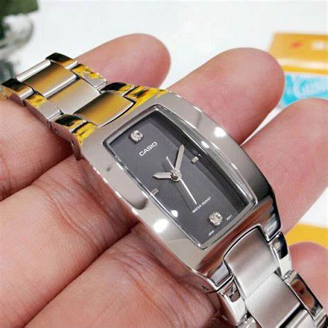 CASIO & VINTAGECasio LTP - 1165A - 1C2DF Women's Quartz Watch – Black Dial, Stainless Steel BraceletWATCHESEcecile