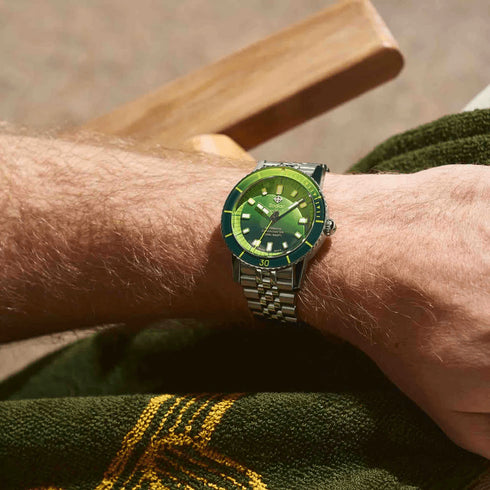 ZODIACZodiac Super Sea Wolf Compression ZO9295 Men's Automatic Watch - Green Gradient Dial, Stainless Steel BraceletWATCHESEcecile