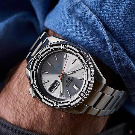 SEIKOSeiko 5 Sports SRPK09K1 Men's Automatic Watch, Silver Dial, Stainless Steel BraceletWATCHESEcecile