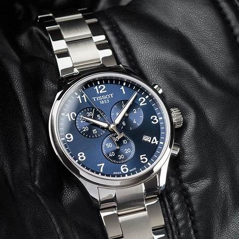 Tissot Chrono XL Classic T116.617.11.047.01 Reloj de cuarzo para hombre, esfera azul, brazalete de acero inoxidable