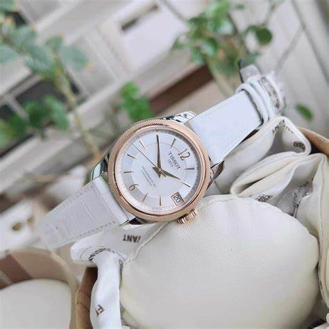 Tissot Ballade Powermatic 80 COSC Lady T108.208.26.117.00 Reloj automático para mujer, esfera nacarada, correa de piel blanca